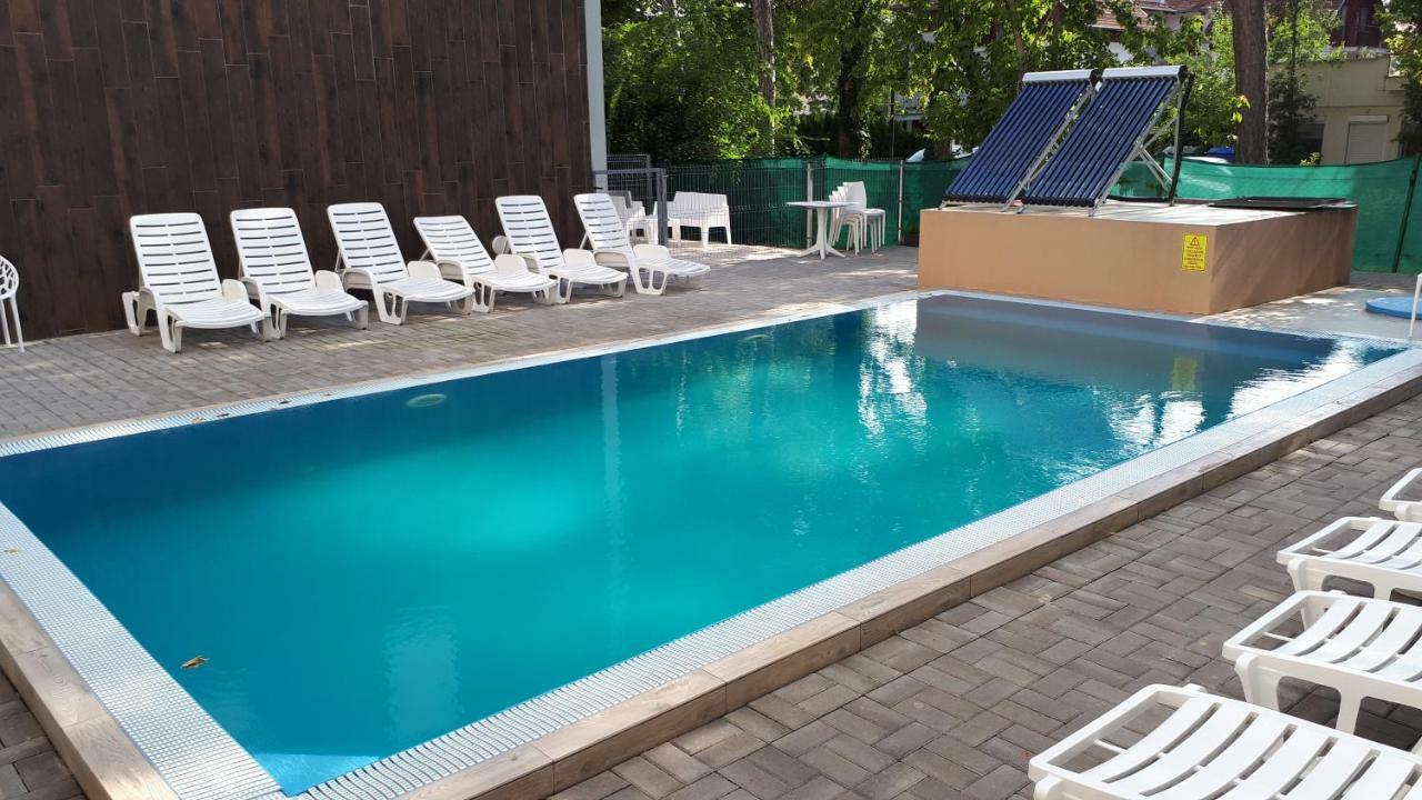 Lido Riviera Apartman Balatonlelle Bagian luar foto